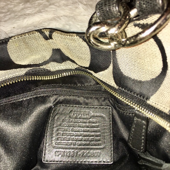 ‼️Authentic Coach Handbag‼️ - Picture 5 of 8